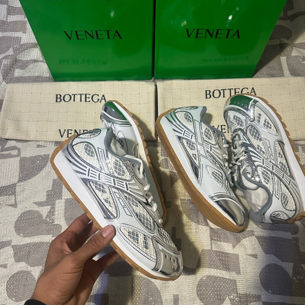 Bottega orbits silver size 9